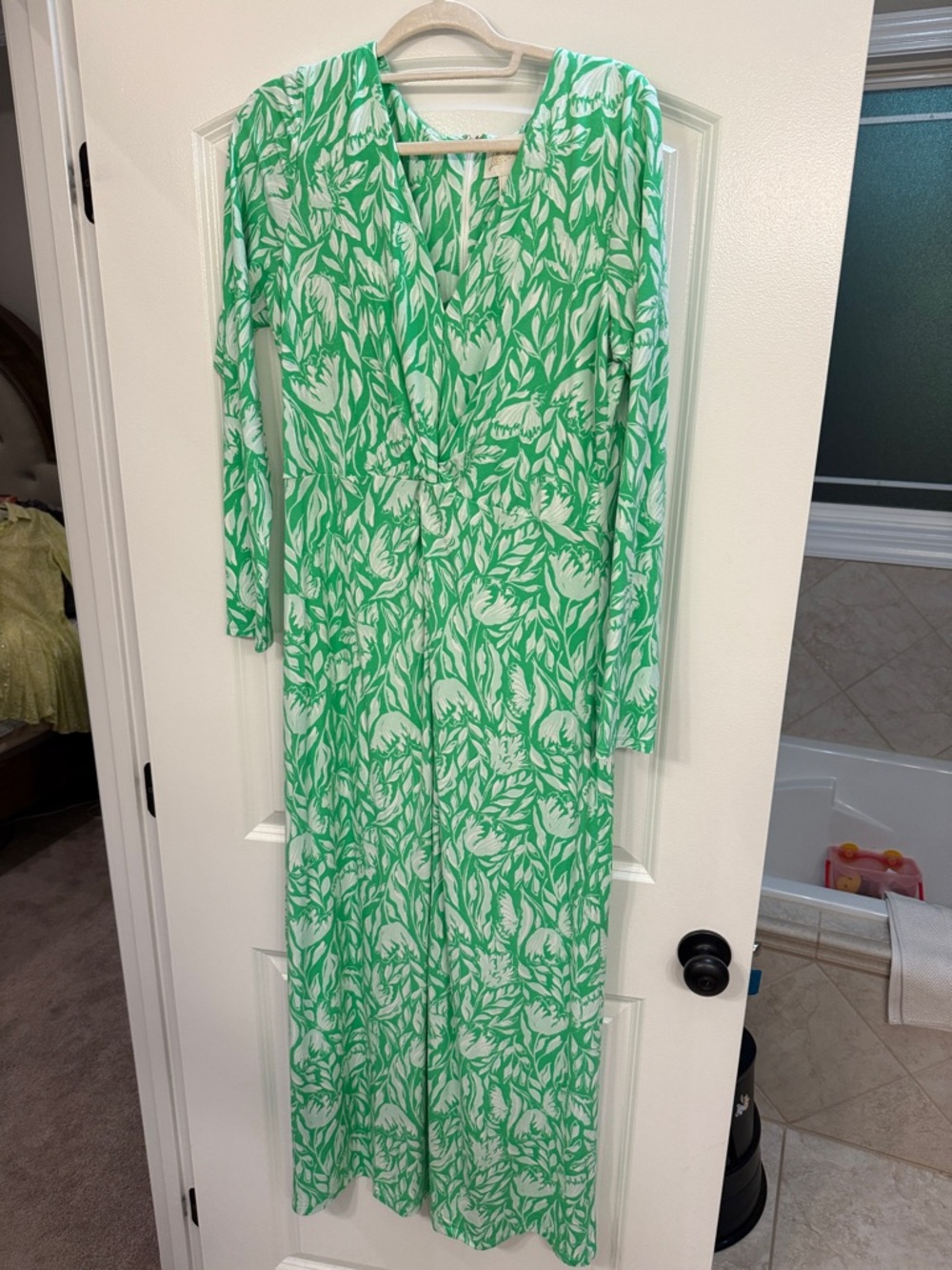 NWT Lilly Pulitzer Green and White Leaf-Print Long Sleeve Maxi Dress